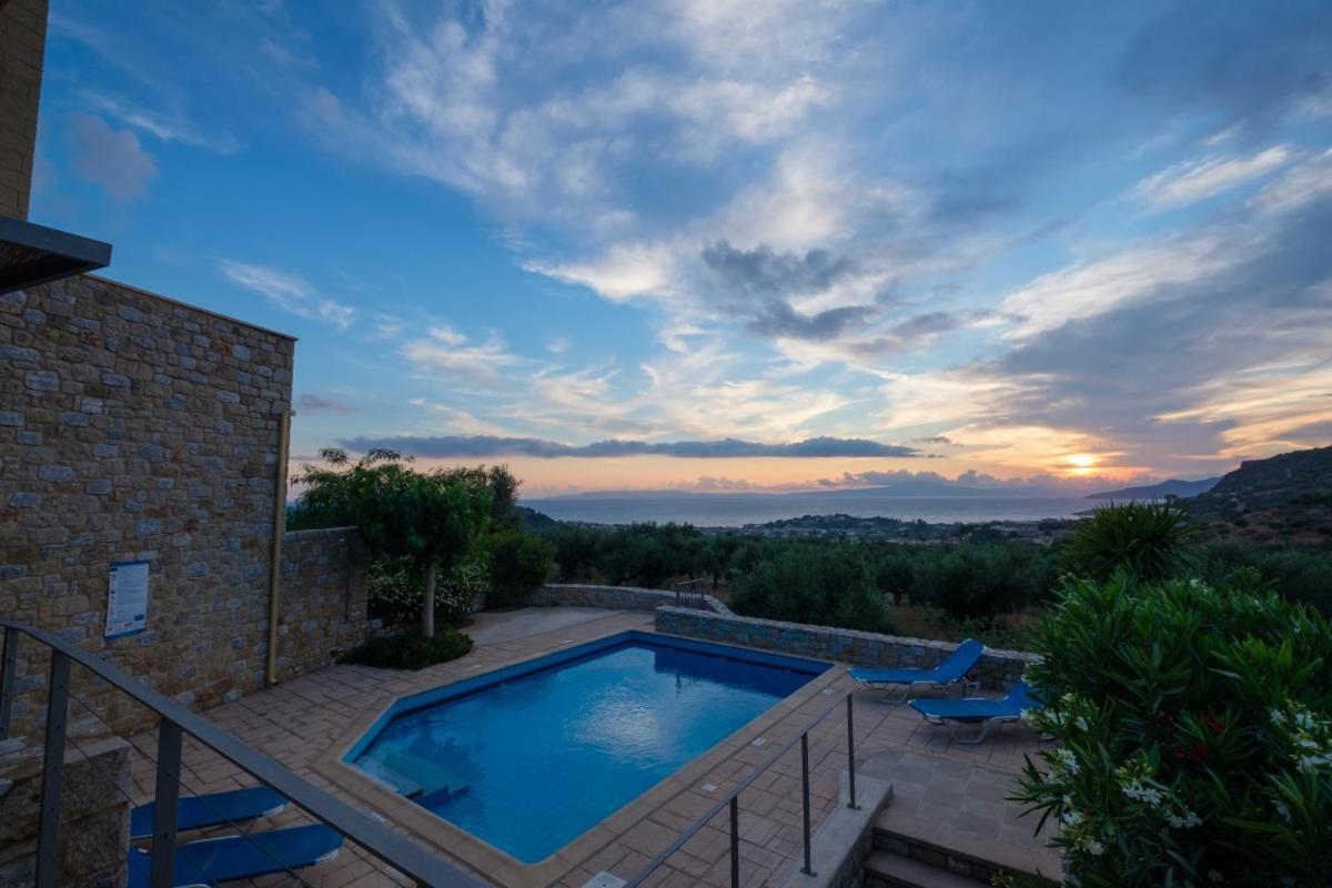 Trochalo Villas Ступа Экстерьер фото